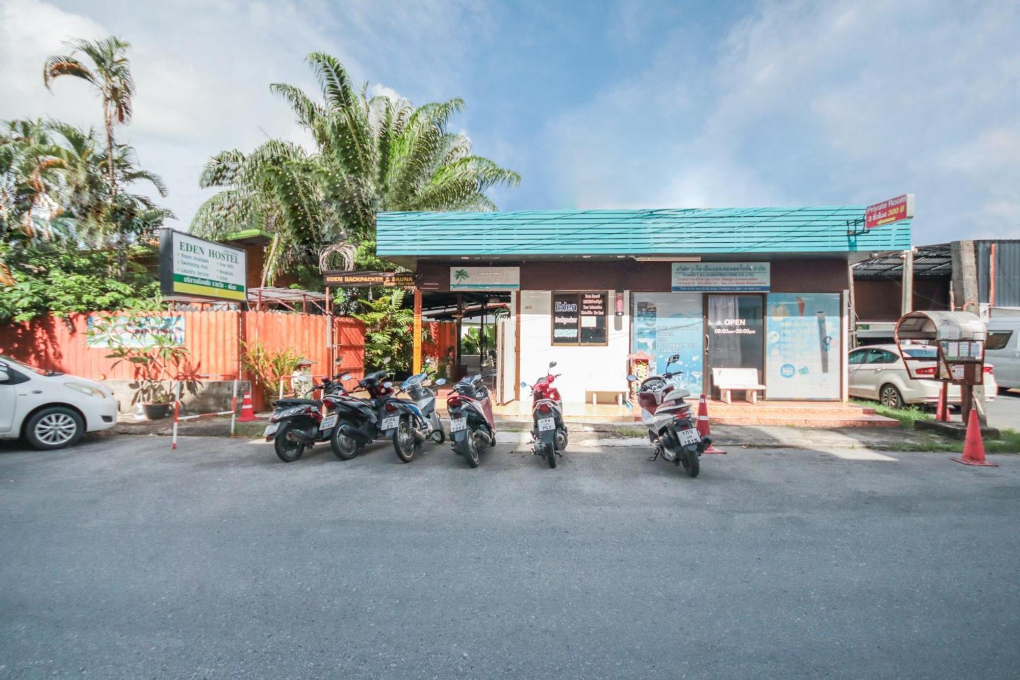 Oyo 1163 Eden Hostel Phuket Εξωτερικό φωτογραφία