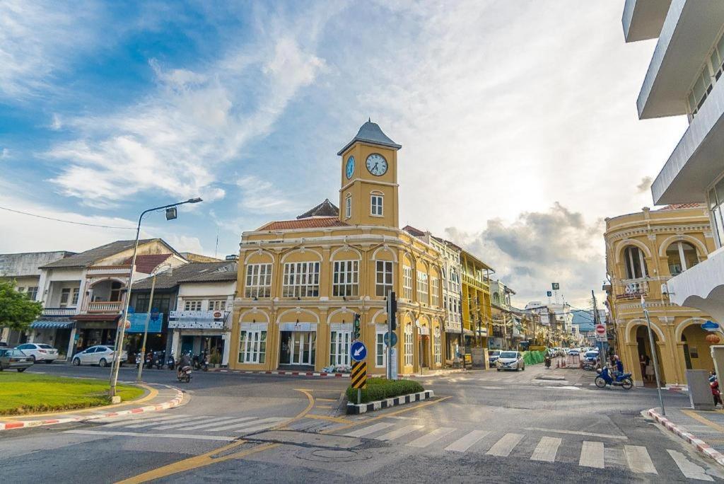 Oyo 1163 Eden Hostel Phuket Εξωτερικό φωτογραφία